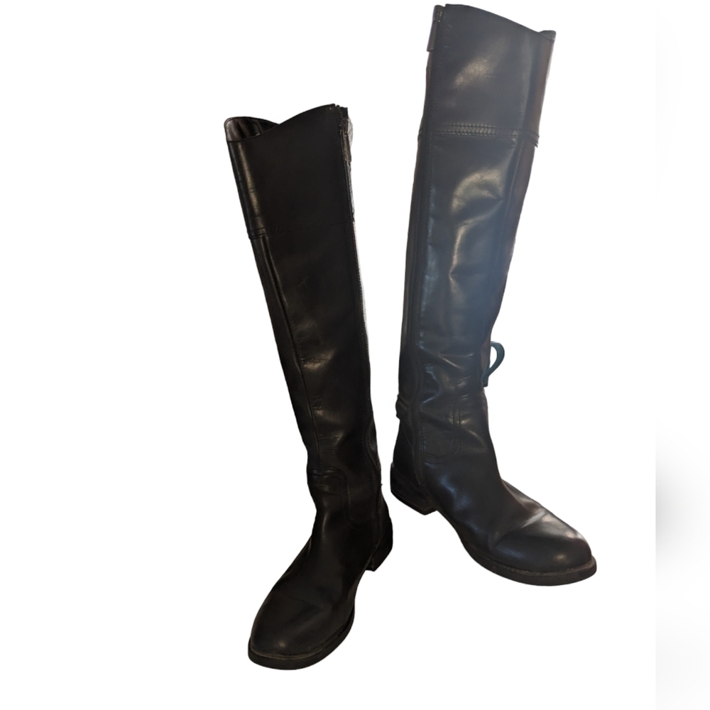 Vince camuto VC Kable black Leather riding boots size 6.5